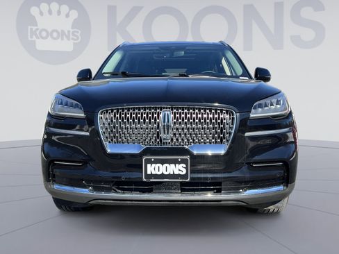 Used 2024 Lincoln Aviator AWD w/ Premium Package image 11