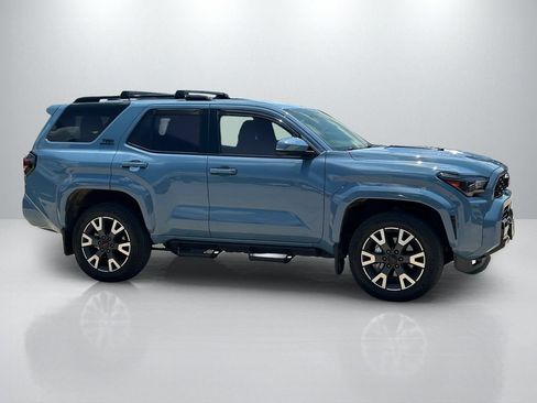 Used 2025 Toyota 4Runner TRD Sport AWD/4WD image 4