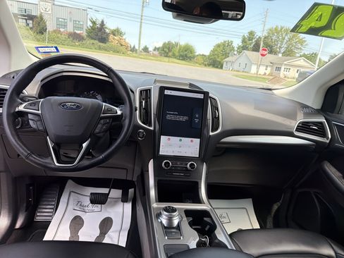 Used 2024 Ford Edge SEL AWD/4WD image 14