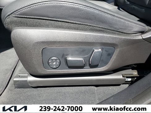Used 2025 BMW X4 xDrive30i AWD/4WD image 20