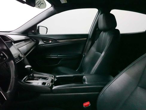 Used 2019 Honda Civic Sport Touring image 13