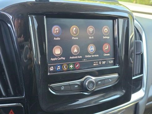 Certified 2021 Chevrolet Traverse LT FWD image 20