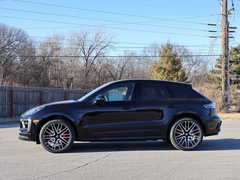 New 2026 Porsche Macan S image 2