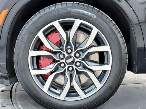 Used 2023 Cadillac XT6 Sport w/ Technology Package image 27