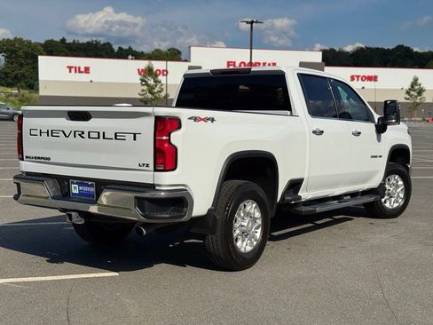 Used 2024 Chevrolet Silverado 2500 LTZ w/ LPO, Dark Essentials Package AWD/4WD image 6