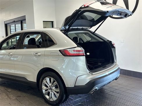 Used 2019 Ford Edge Titanium w/ Equipment Group 301A image 25