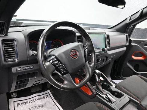 Used 2024 Nissan Frontier PRO-4X AWD/4WD image 12
