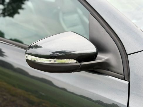 Used 2010 Volkswagen GTI 2-Door FWD image 29