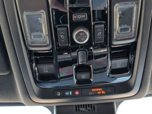New 2026 Chevrolet Suburban RST w/ Advanced Technology Package AWD/4WD image 30
