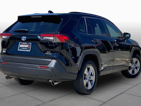 Used 2024 Toyota RAV4 LE AWD/4WD image 13