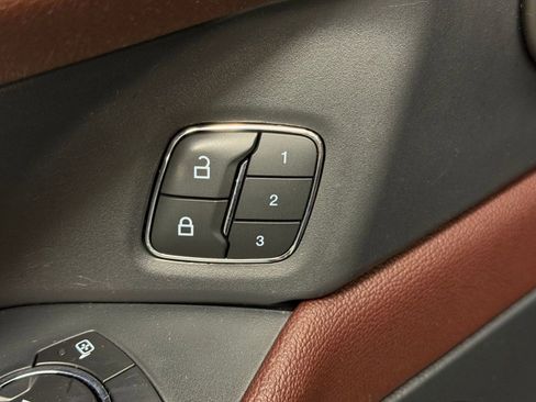 Used 2022 Ford Expedition Max Limited image 21