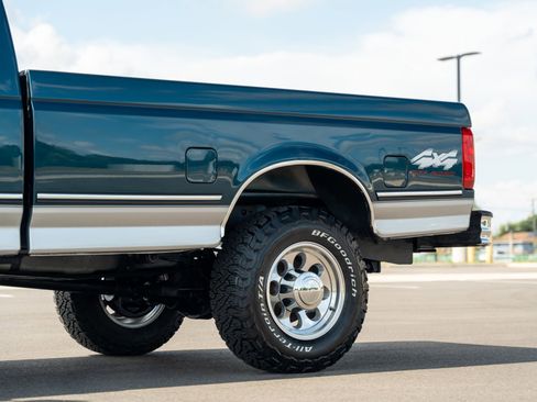 Used 1997 Ford F250 XLT image 5