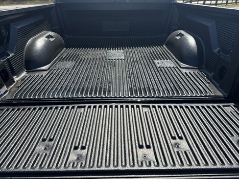 Used 2025 RAM 2500 Tradesman image 30