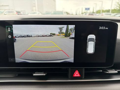 New 2026 Kia Carnival EX FWD image 13