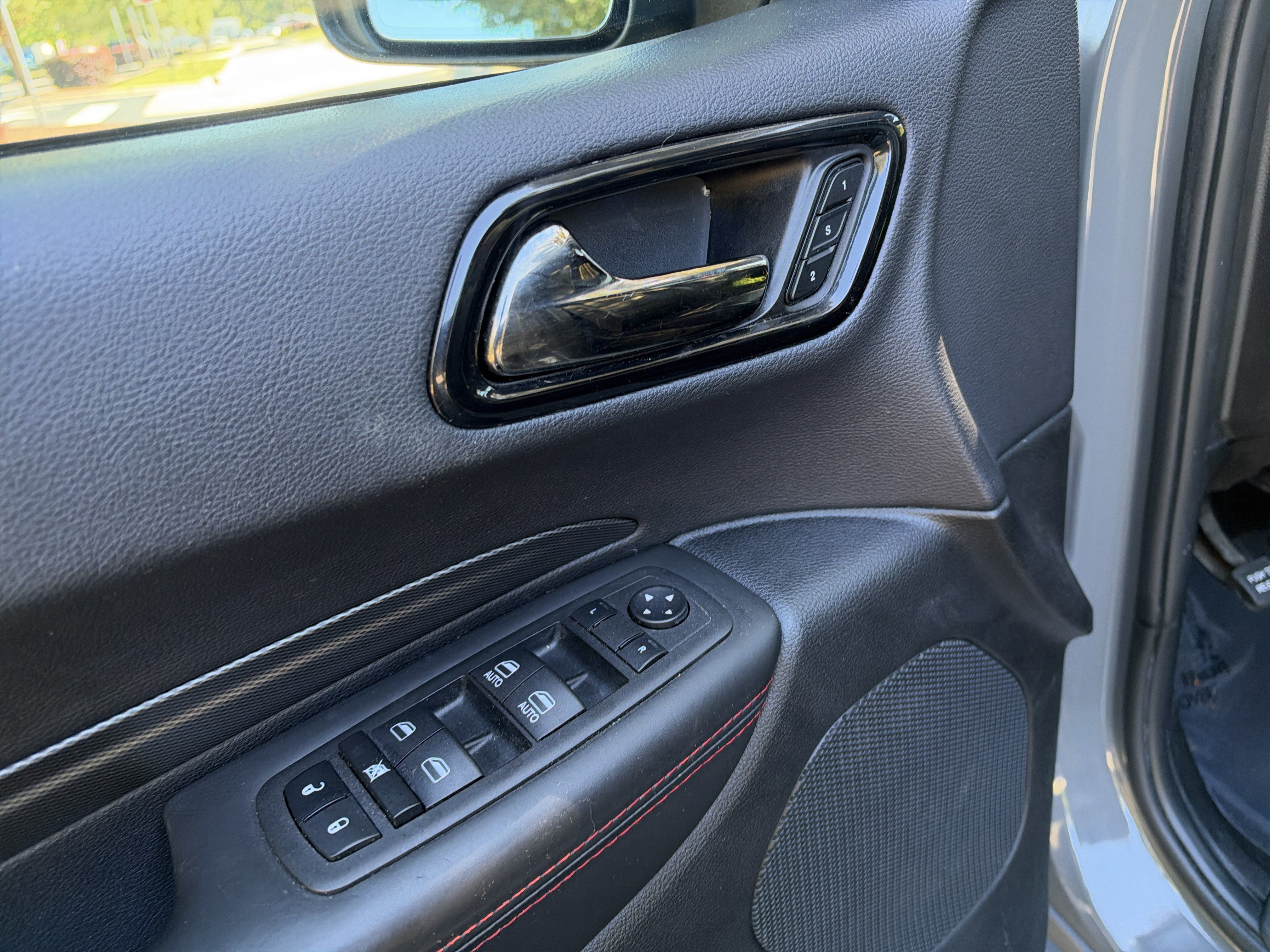 Used 2023 Dodge Durango GT AWD/4WD image 16