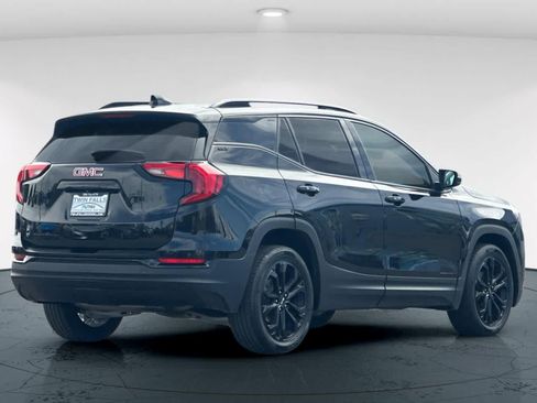 Used 2020 GMC Terrain SLT w/ Elevation Edition FWD image 2