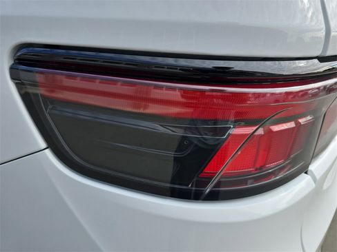 New 2025 Jeep Wagoneer L Series II image 35