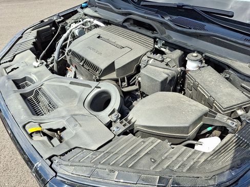 Used 2025 Honda Pilot Black Edition image 28