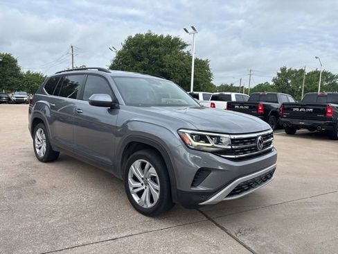 Used 2021 Volkswagen Atlas SE FWD image 3