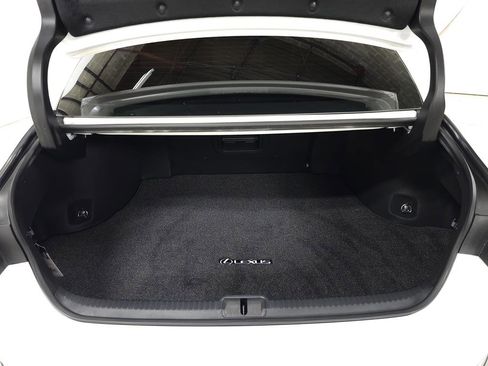 Certified 2024 Lexus ES 250 w/ Premium Package image 7