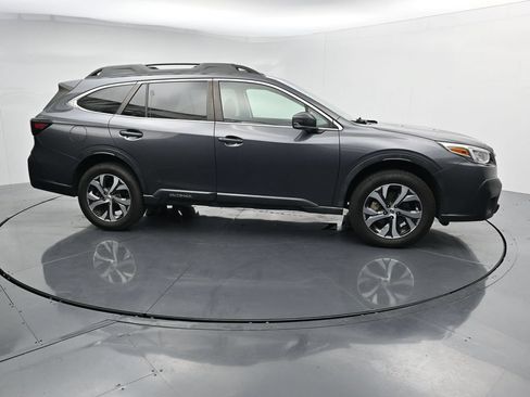 Used 2021 Subaru Outback Limited XT AWD/4WD image 9
