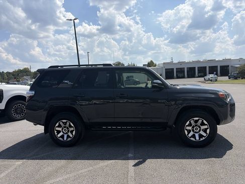 Used 2024 Toyota 4Runner TRD Off-Road Premium w/ Moonroof Package AWD/4WD image 8
