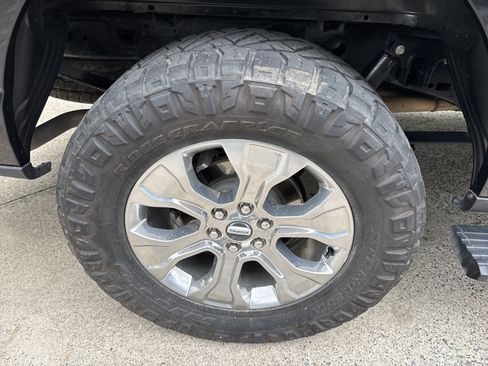 Used 2021 Ford F150 Platinum w/ Equipment Group 701A High AWD/4WD image 17