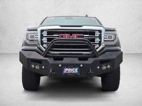 Used 2018 GMC Sierra 1500 SLT AWD/4WD image 2