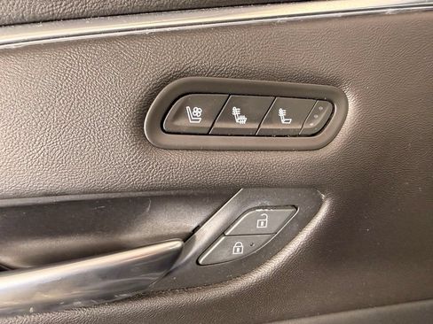 Used 2021 Cadillac Escalade Premium Luxury w/ Driver Assist Tech Package AWD/4WD image 29