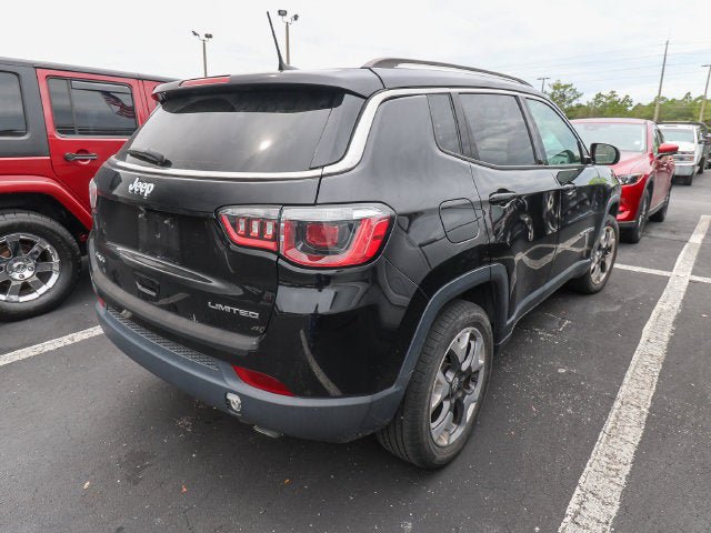 Used 2018 Jeep Compass Limited w/ Navigation Group AWD/4WD image 4