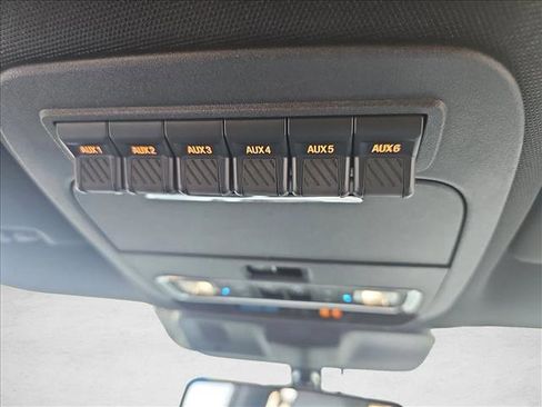 Used 2025 Ford F250 Platinum w/ Tremor Off-Road Package image 28