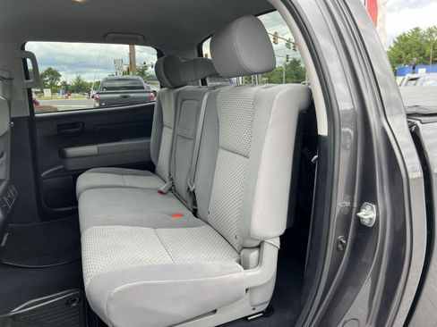 Used 2012 Toyota Tundra 4x4 CrewMax w/ SR5 Pkg image 23
