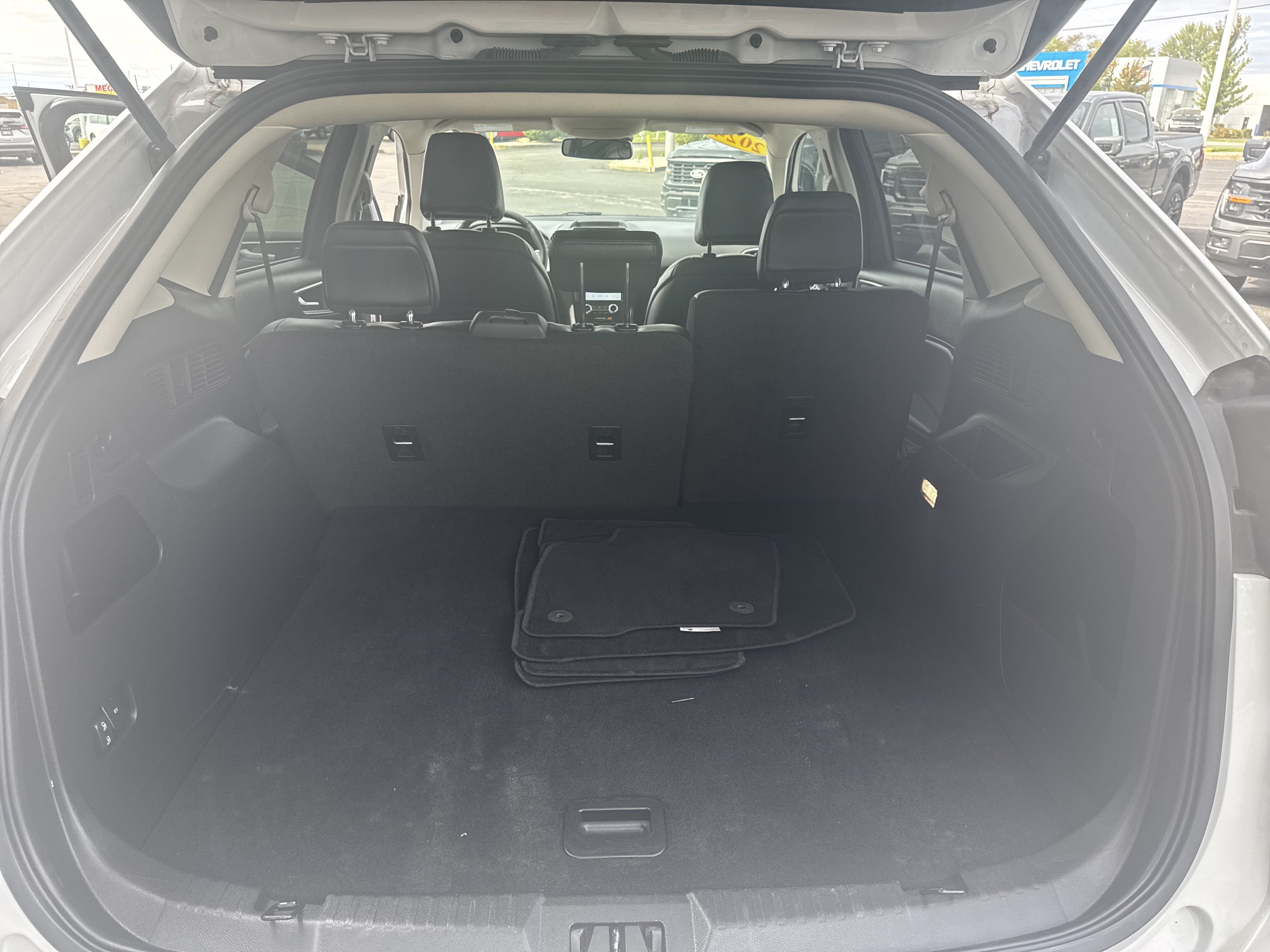 Used 2024 Ford Edge SEL AWD/4WD image 21