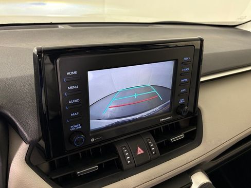 Used 2021 Toyota RAV4 XLE Premium AWD/4WD image 27