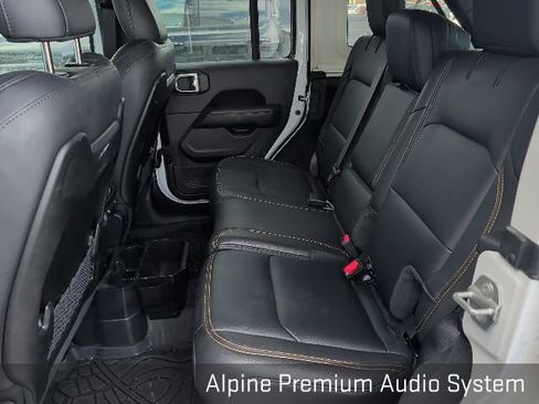 Used 2024 Jeep Wrangler Sahara w/ Technology Group image 11