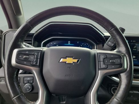Used 2022 Chevrolet Silverado 1500 LT image 14