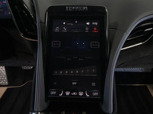 Used 2022 Ferrari Roma image 29