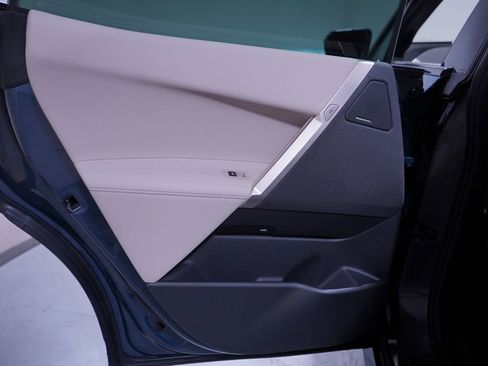 Used 2026 BMW iX xDrive60 image 14