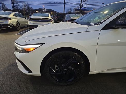 New 2026 Hyundai Elantra Sport image 10