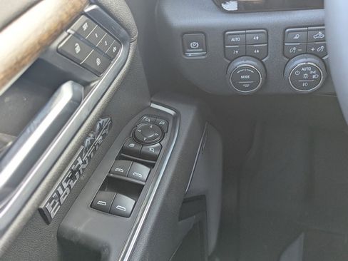 New 2026 Chevrolet Silverado 1500 High Country w/ Midnight Edition image 24