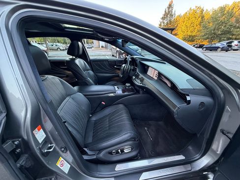 Used 2018 Lexus LS 500 w/ Interior Upgrade Package image 15