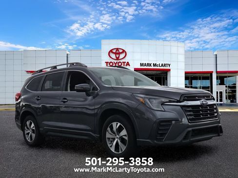 Used 2023 Subaru Ascent Premium AWD/4WD image 7