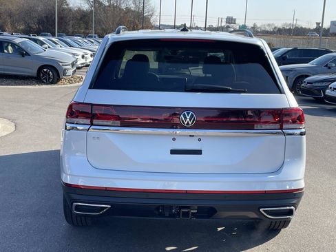 New 2026 Volkswagen Atlas SE FWD image 6