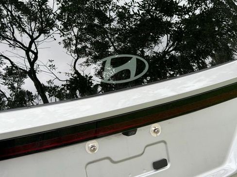 Used 2026 Hyundai Tucson SEL FWD image 6