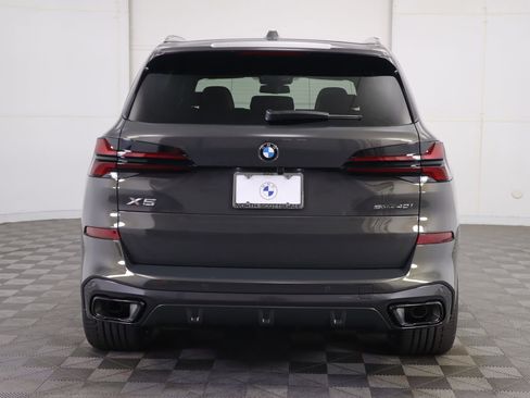 New 2026 BMW X5 sDrive40i image 6