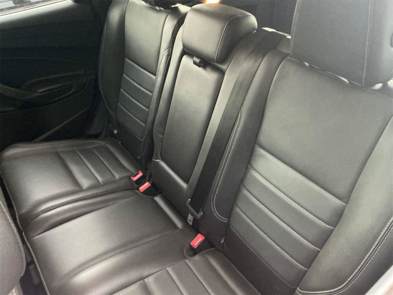 Used 2015 Ford Escape Titanium FWD image 13