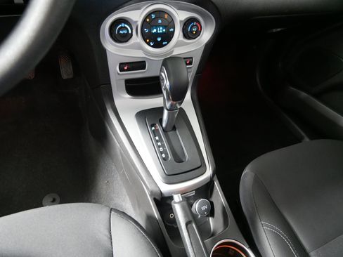 Used 2017 Ford Fiesta SE w/ Cold Weather Package FWD image 24