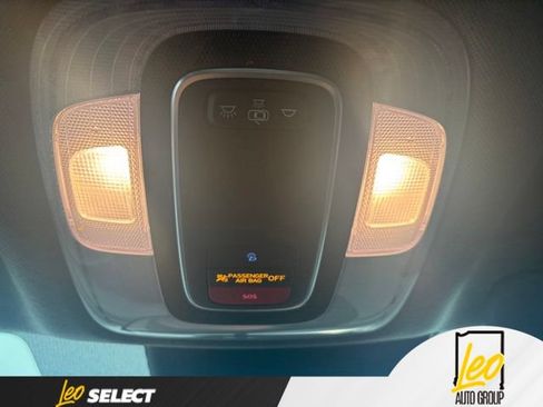 Used 2023 Hyundai Elantra SEL w/ Convenience Package FWD image 15