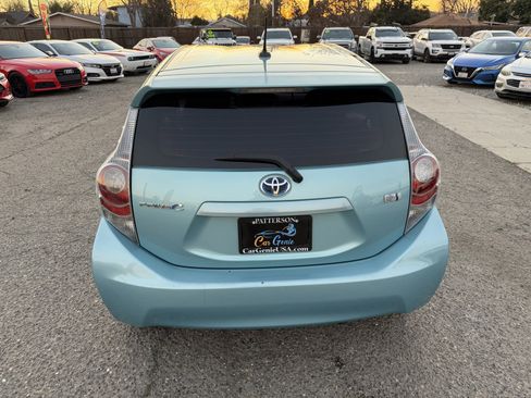Used 2012 Toyota Prius C Four image 5