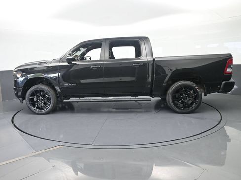 Used 2021 RAM 1500 Big Horn RWD image 3